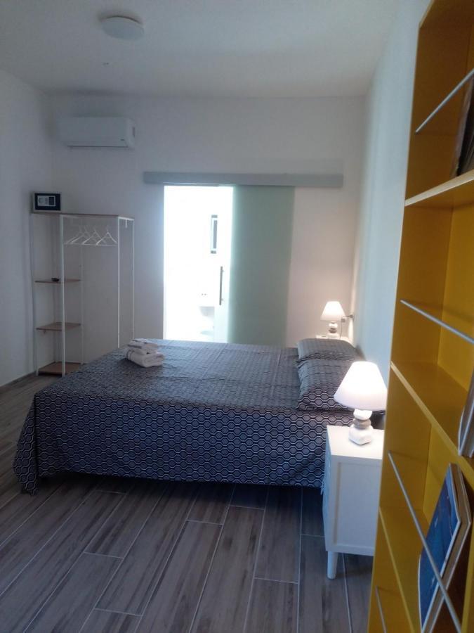 Flamingo Guest House- Rooms Ольбия Экстерьер фото