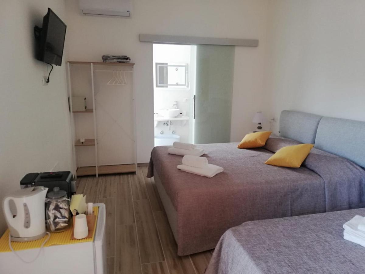 Flamingo Guest House- Rooms Ольбия Экстерьер фото