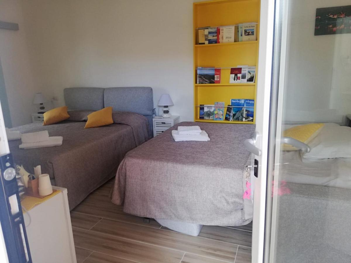 Flamingo Guest House- Rooms Ольбия Экстерьер фото